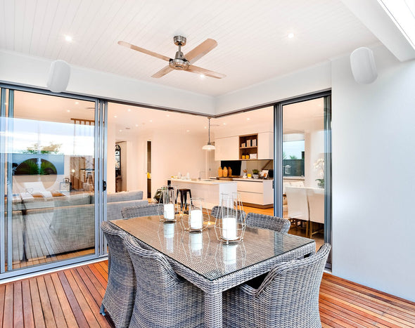 Weconic Indoor Outdoor Speaker Package with 320W Bluetooth Amplifier White 184C+3xLGC63+WTP660WHT